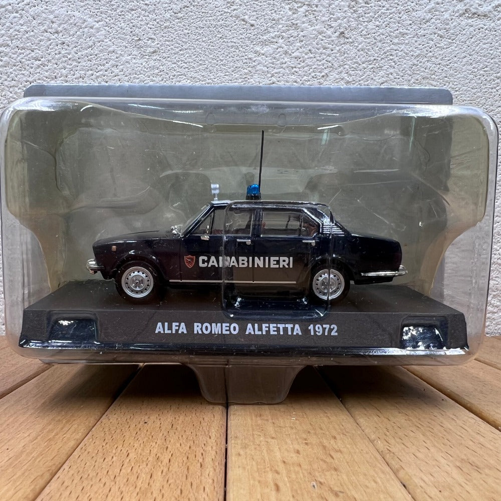 1/43 Scale 1972 Alfa Romeo Alfetta Diecast Model Police Car