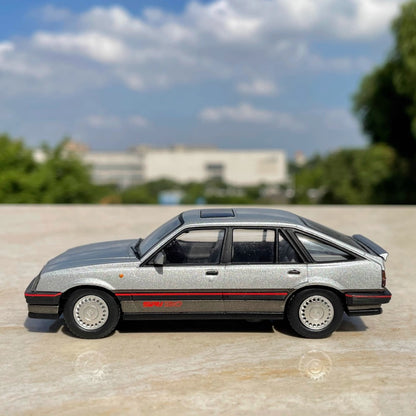 1/43 Scale 1987 Vauxhall Cavalier Mk2 Diecast Model Car