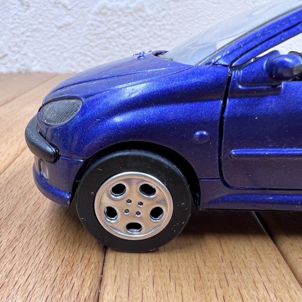 1/32 Scale Peugeot 206 Diecast Model Car