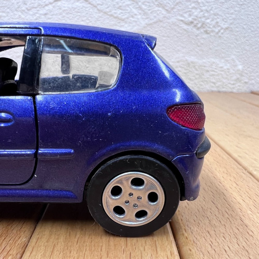 1/32 Scale Peugeot 206 Diecast Model Car