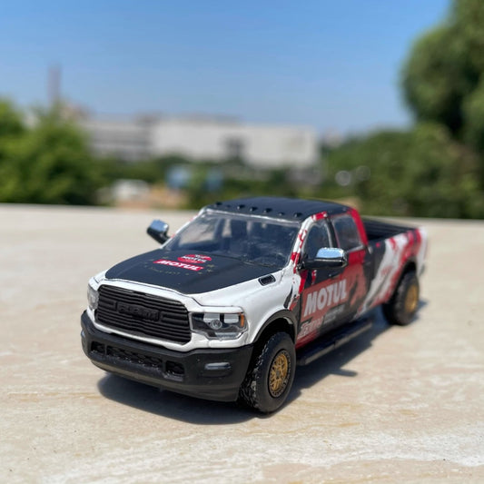 1/64 Scale 2022 Ram 2500 Pickup Truck Diecast Model Car