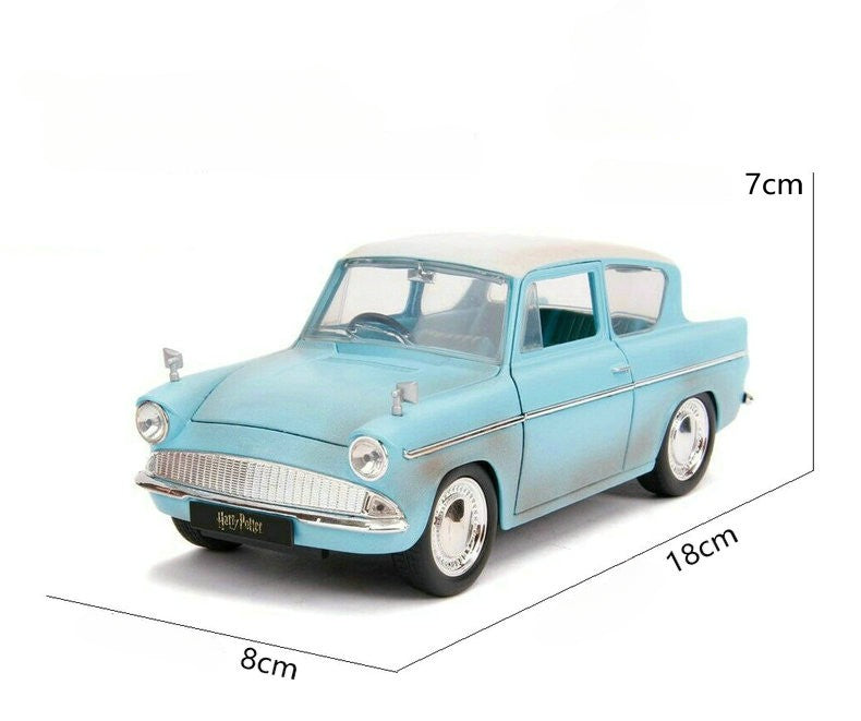 1/24 Scale Flying Ford Anglia Diecast Model Car & Harry Potter Figure