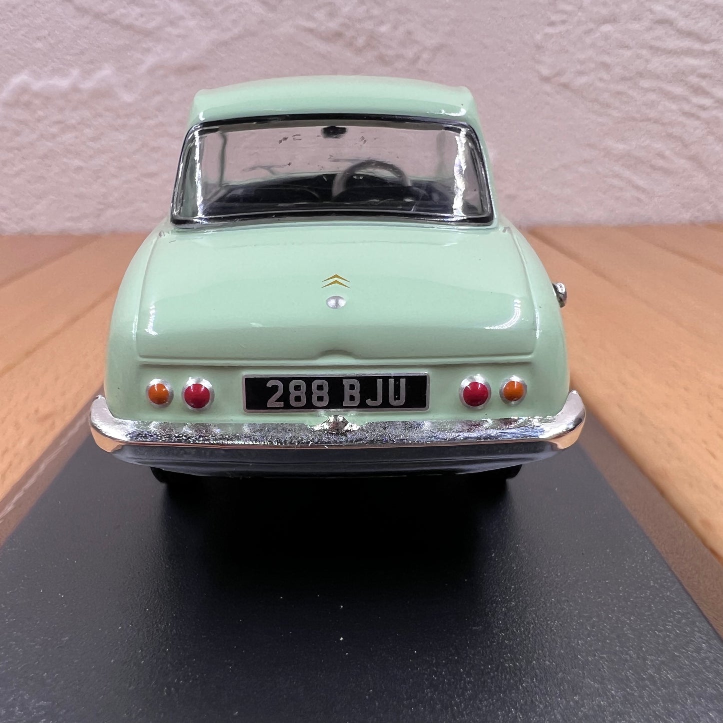 1/43 Scale 1960 Citroën 2CV Bijou Diecast Model Car