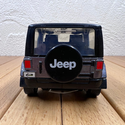 1/32 Scale Jeep Wrangler SUV Diecast Model Car