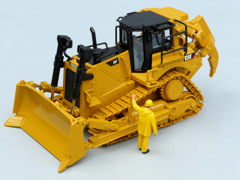 1/50 Scale Caterpillar D8T Bulldozer CAT Track-Type Tractor Diecast Model