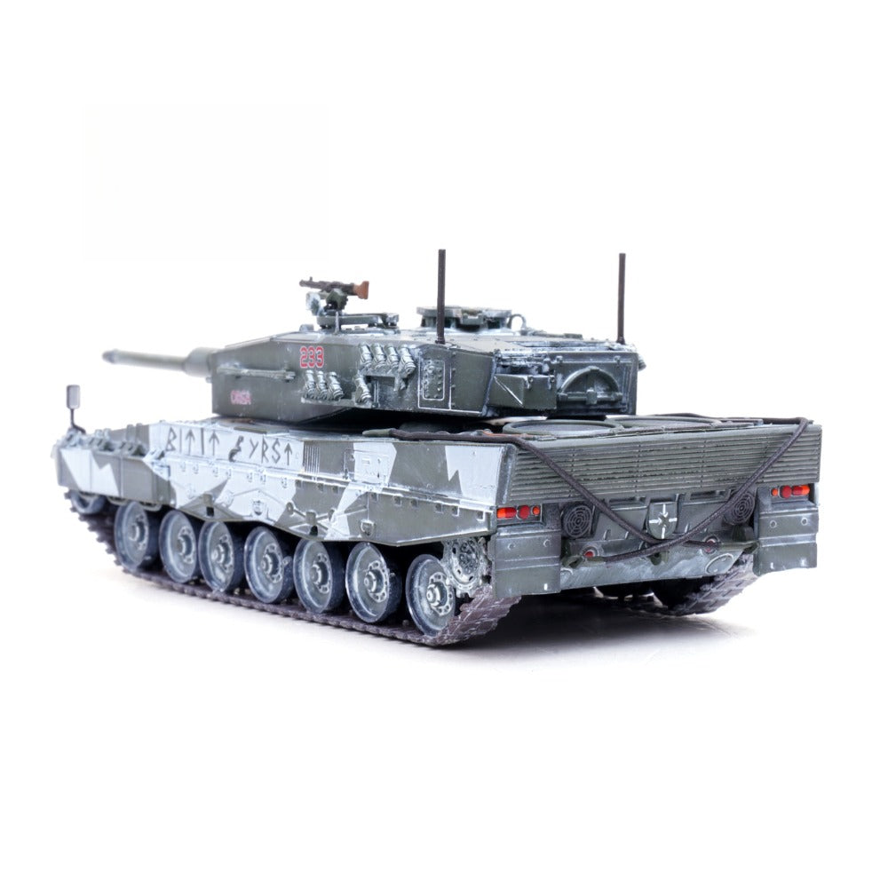 1/72 Scale Leopard 2A4 Main Battle Tank Diecast Model