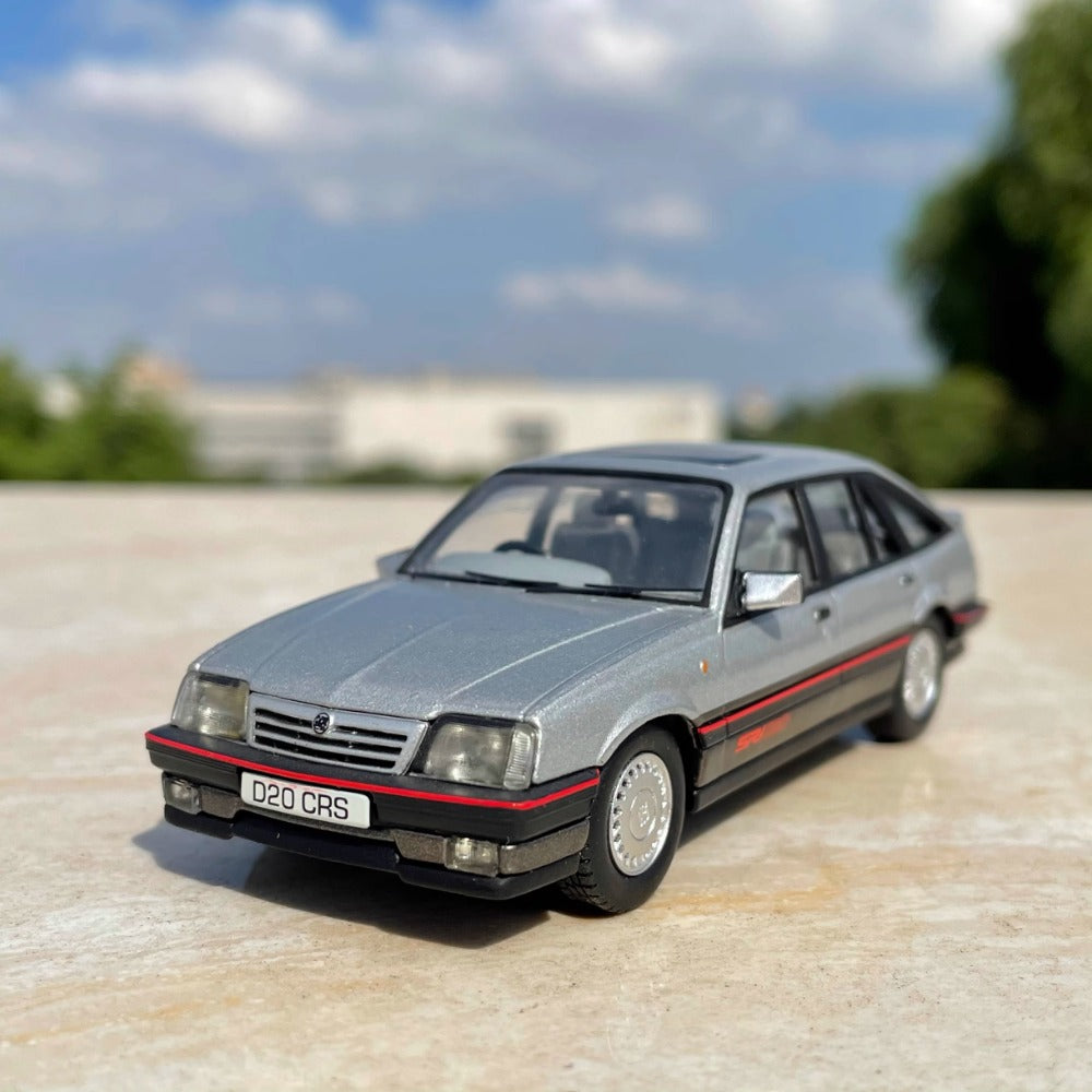 1/43 Scale 1987 Vauxhall Cavalier Mk2 Diecast Model Car