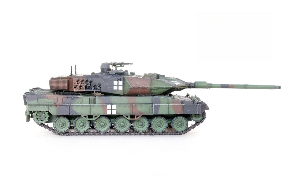 1/72 Scale Leopard 2A6 Ukrain Main Battle Tank Diecast Model