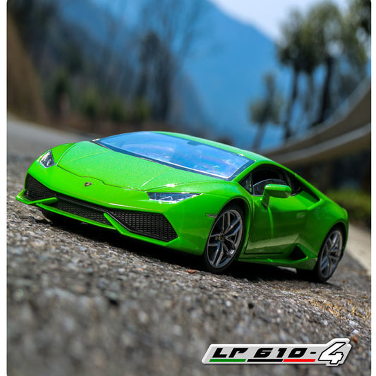 1/18 Scale Lamborghini Huracán LP610-4 Sports Car Diecast Model