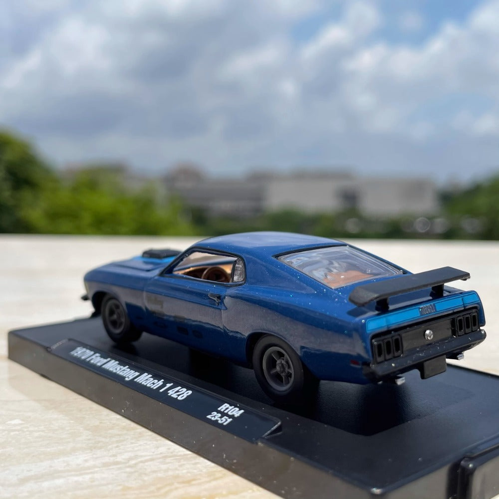 1/64 Scale 1970 Ford Mustang Mach 1 Blue Diecast Model Car