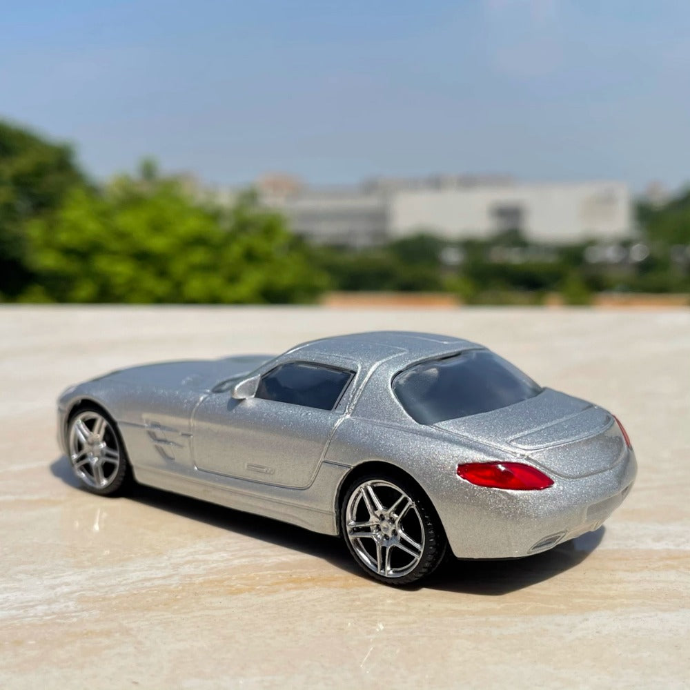 1/43 Scale Mercedes-Benz SLS AMG Diecast Model Car