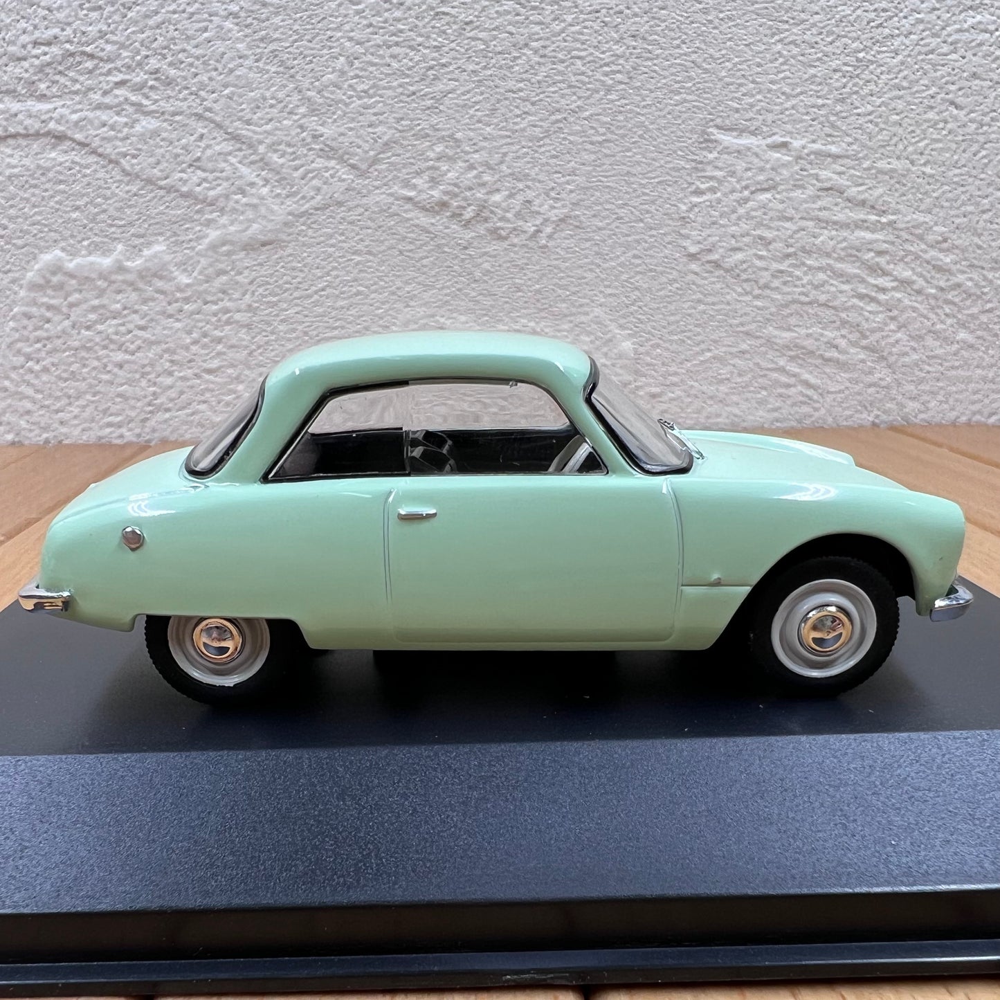 1/43 Scale 1960 Citroën 2CV Bijou Diecast Model Car