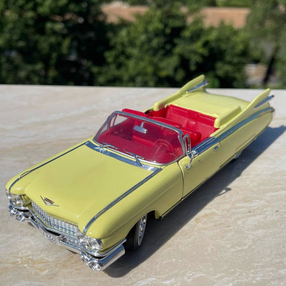 1/32 Scale 1959 Cadillac Eldorado Biarritz Convertible Diecast Model Car