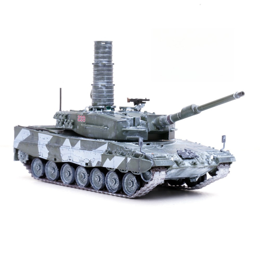 1/72 Scale Leopard 2A4 Main Battle Tank Diecast Model