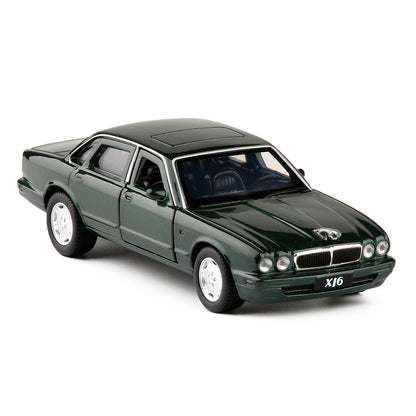 1/36 Scale Jaguar XJ6 Luxury Car Diecast Model Pull Back Toy