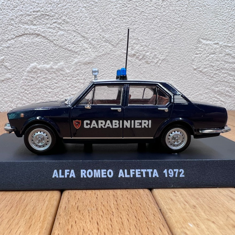 1/43 Scale 1972 Alfa Romeo Alfetta Diecast Model Police Car