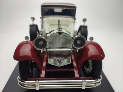 1/18 Scale 1930 Packard LeBaron Diecast Model Car