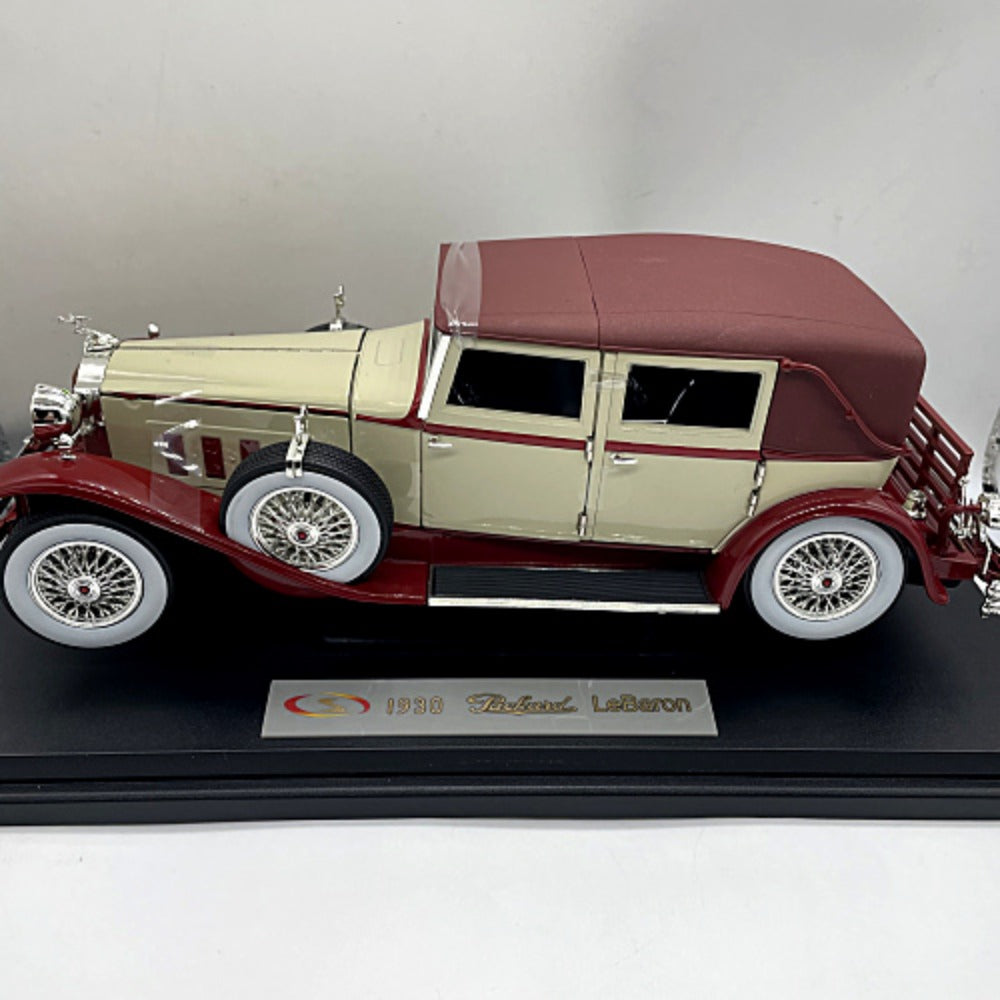 1/18 Scale 1930 Packard LeBaron Diecast Model Car