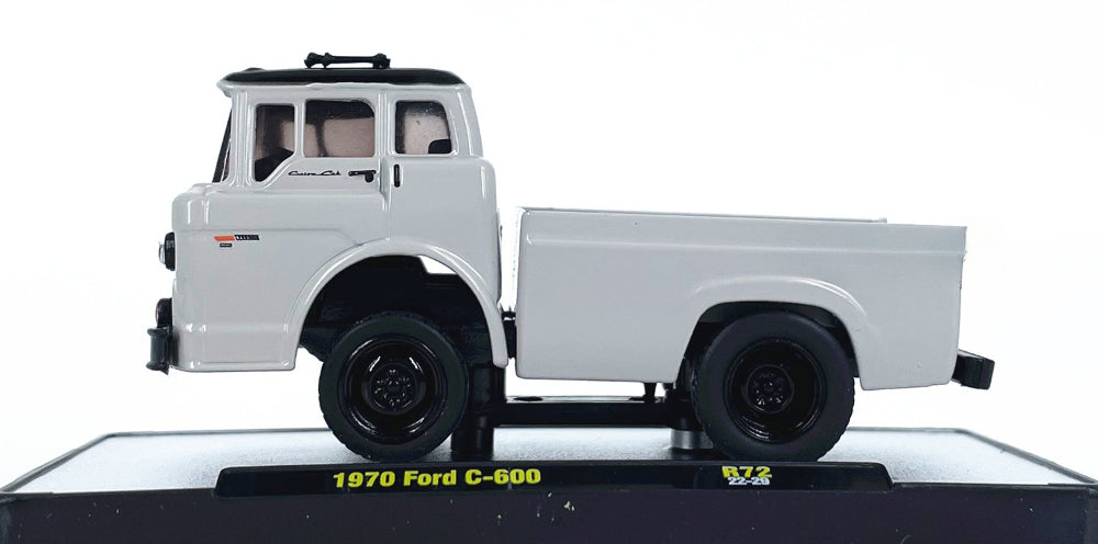 1/64 Scale 1970 Ford C-600 Truck Diecast Model