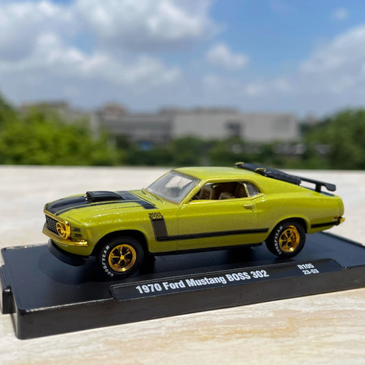 1/64 Scale Ford Mustang Boss 302 Diecast Model Car