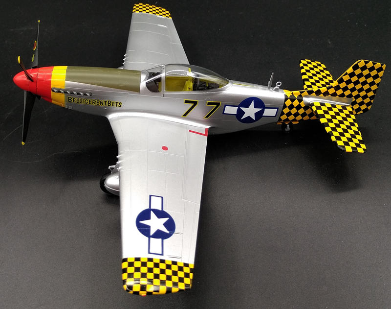 prebuilt 1/48 scale P-51D Mustang aircraft model 39303