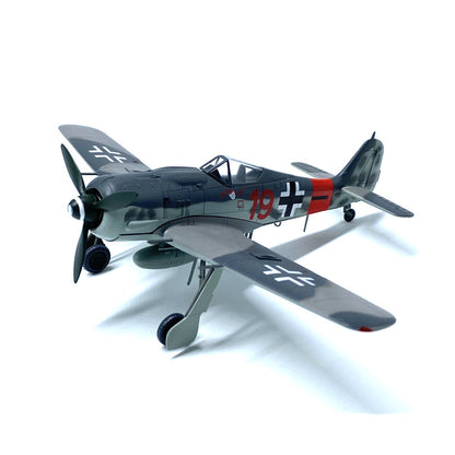 prebuilt 1/72 scale Fw 190 A-9 German WWII fighter model 36361