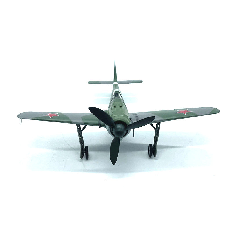 1/72 scale prebuilt Fw 190 D-9 German fighter airplane model 37263