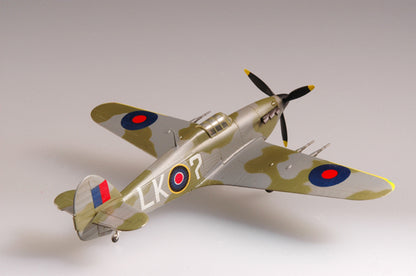 1/72 scale prebuilt Hurricane Mk II fighter aircraft model 37241