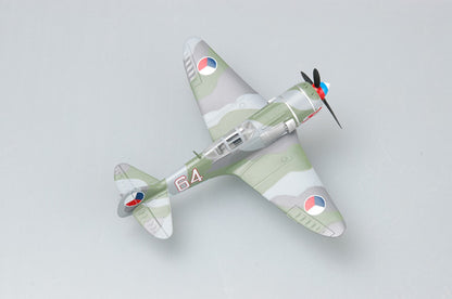 prebuilt 1/72 scale La-7 fighter airplane model 36330