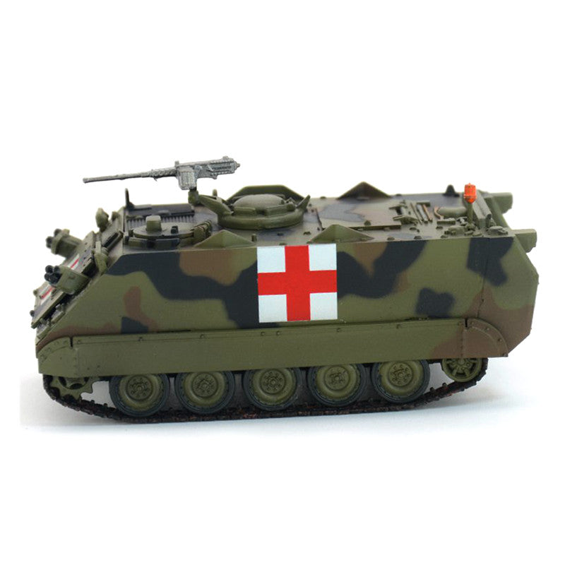 1/72 scale model 35007 M113A2 side