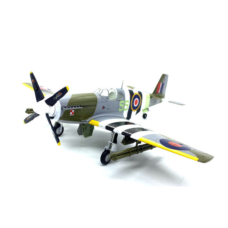 prebuilt 1/72 scale P-51B Mustang aircraft model 36356