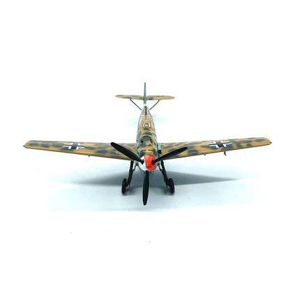 1/72 scale prebuilt Bf 109E-7 fighter aircraft model 37277