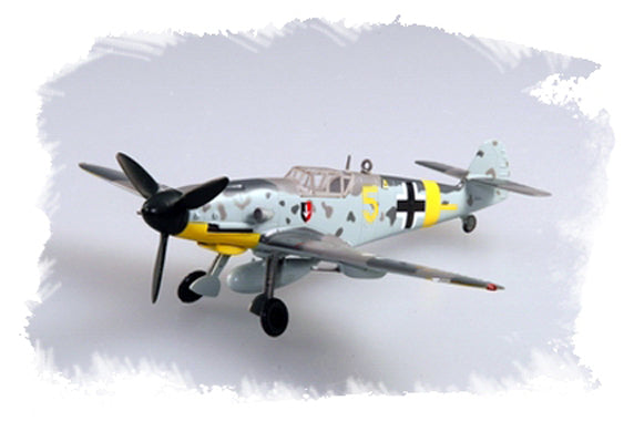 1/72 scale prebuilt Bf 109G-2 fighter aircraft model 37251