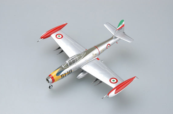 prebuilt 1/72 scale F-84G Thunderjet airplane model 36803