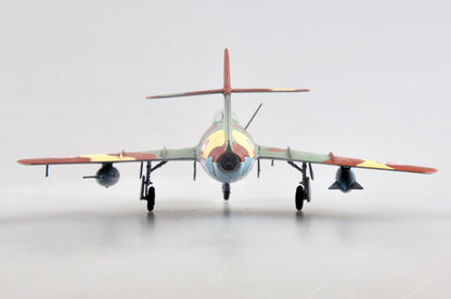 prebuilt 1/72 scale MiG-15 aircraft model 37134