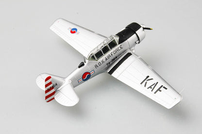 prebuilt 1/72 scale ROK T-6G Texan trainer airplane model 36316