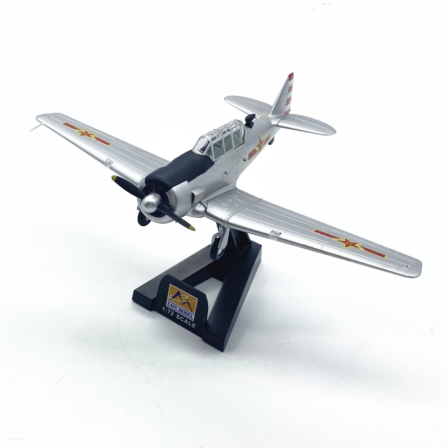 prebuilt 1/72 scale T-6G Texan trainer PLA airplane model 36315