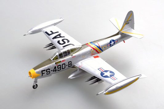 prebuilt 1/72 scale F-84E Thunderjet aircraft model 37105