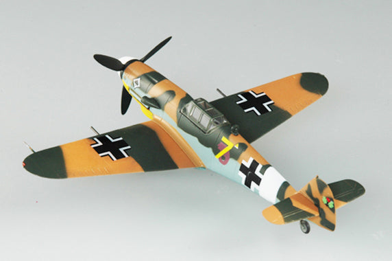 1/72 scale prebuilt Bf 109G-2 WWII fighter aircraft model 37252