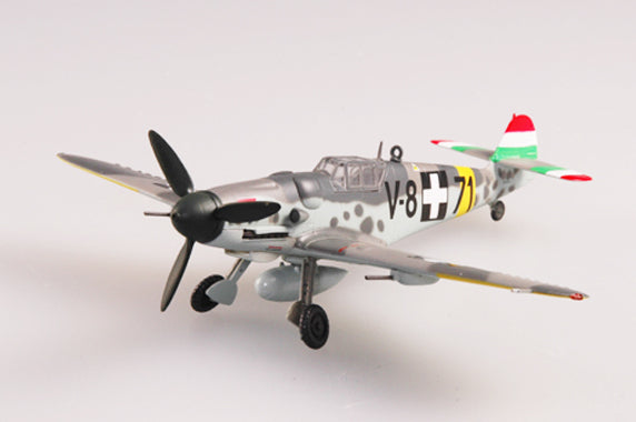 1/72 scale prebuilt Bf 109G-6 fighter aircraft model 37257