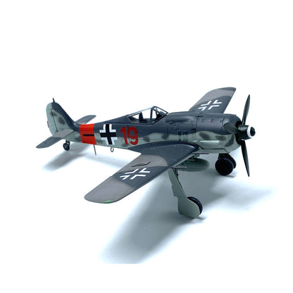 prebuilt 1/72 scale Fw 190 A-9 German WWII fighter model 36361