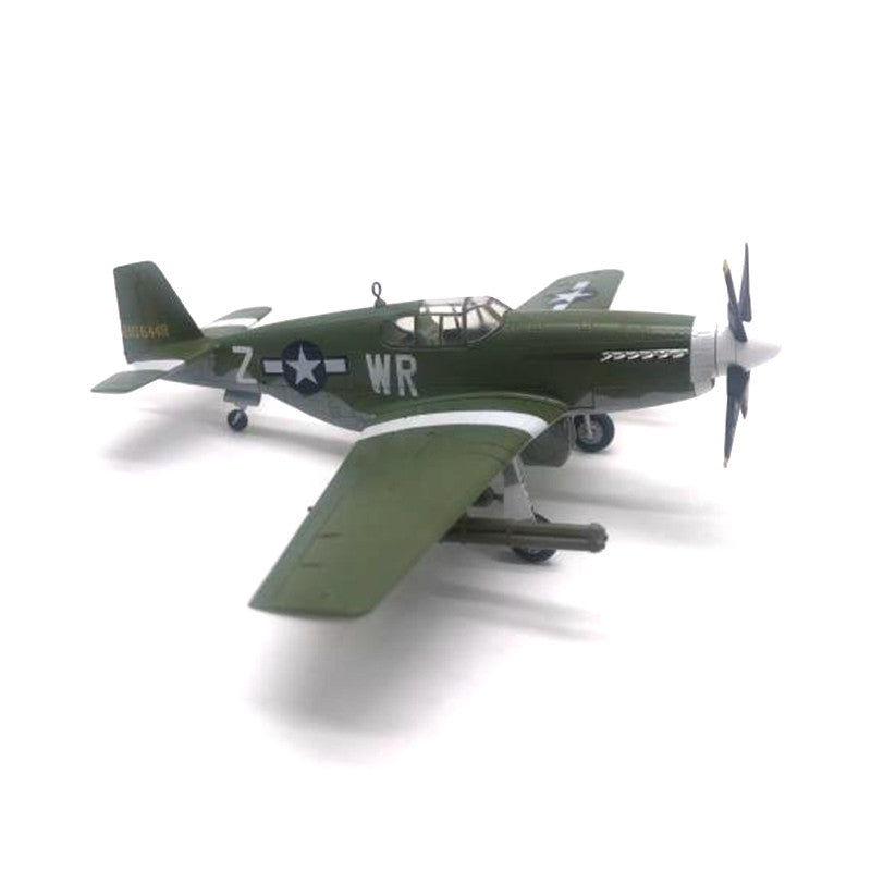 prebuilt 1/72 scale P-51B Mustang aircraft model 36357