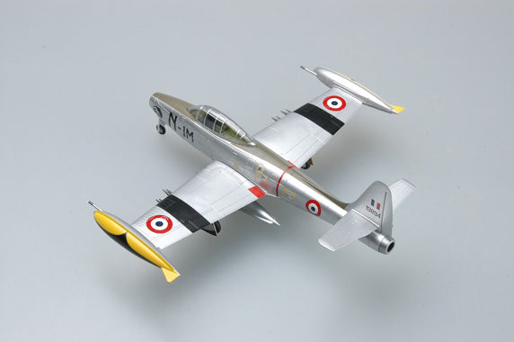 prebuilt 1/72 scale F-84G Thunderjet aircraft model 36802