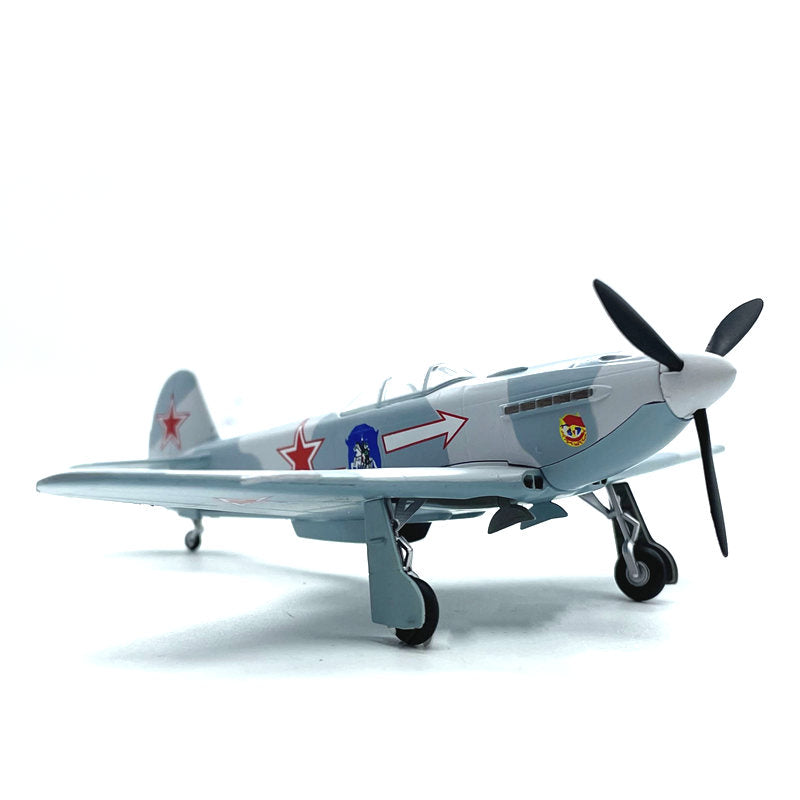 1/72 scale prebuilt Yak-3 Fighter aircraft model 37226