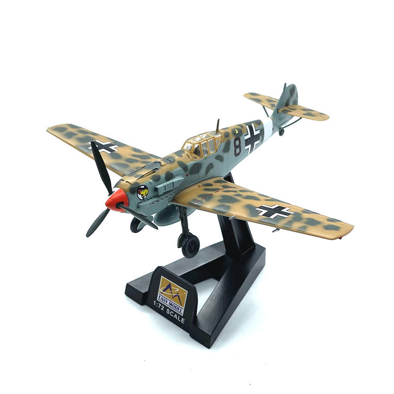 1/72 scale prebuilt Bf 109E-7 fighter aircraft model 37277