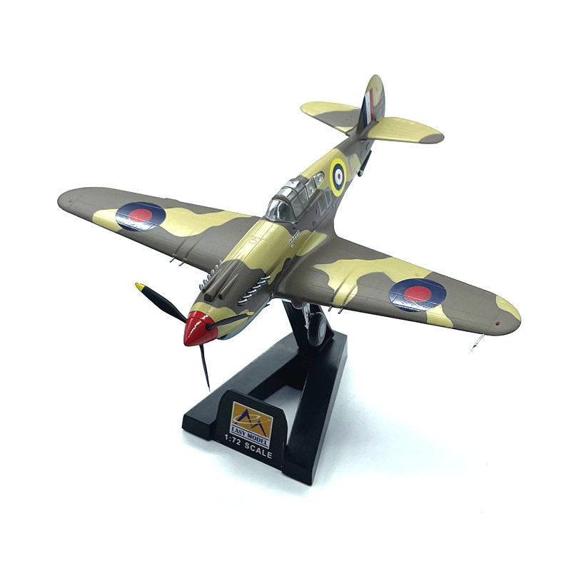 prebuilt 1/72 scale P-40 Warhawk fighter aircraft model 37208