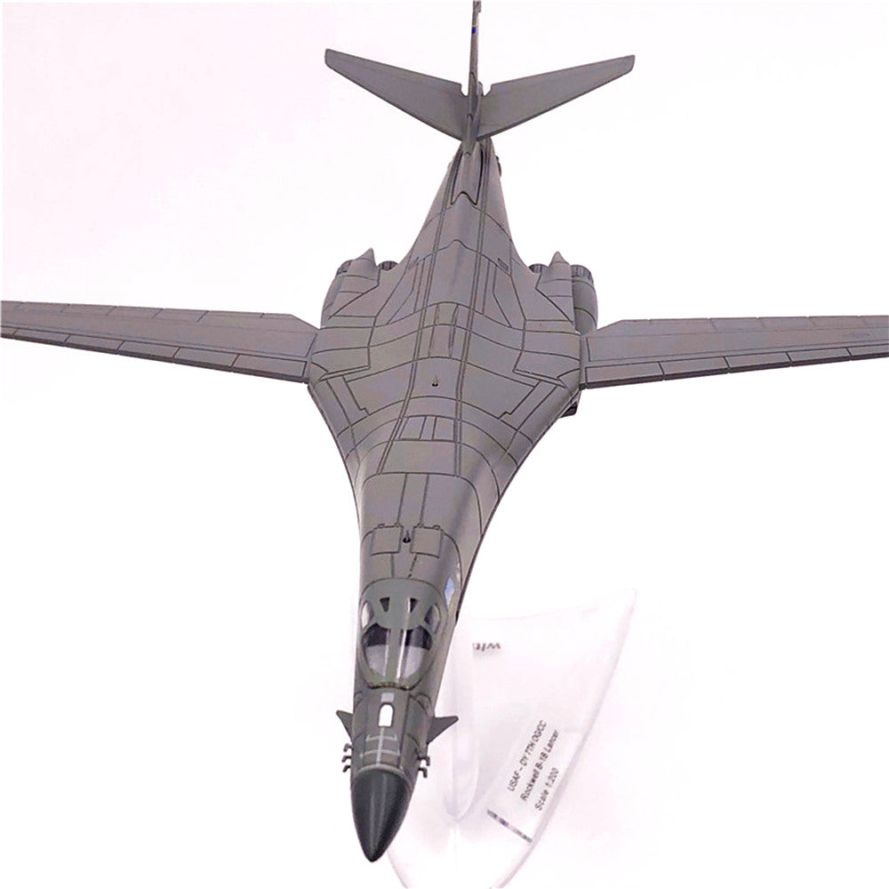 1/200 scale diecast B-1B Lancer bomber aircraft model