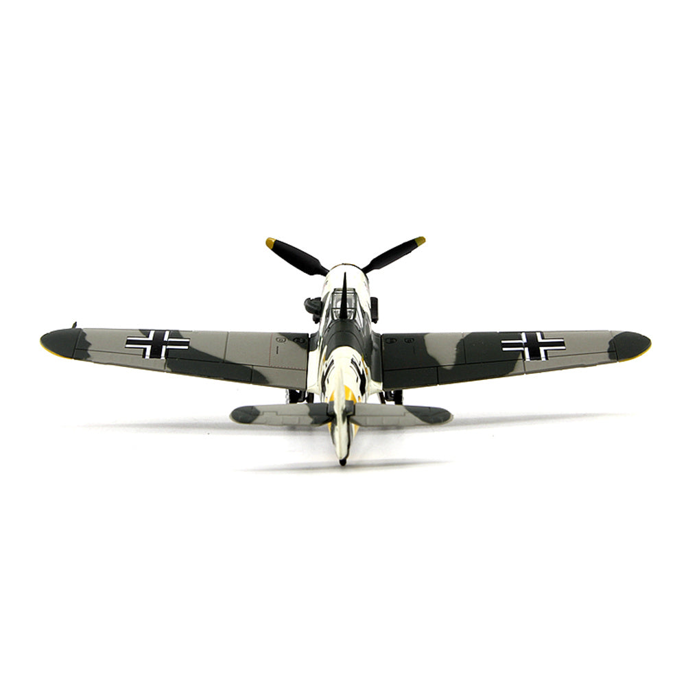 1/72 scale diecast Bf 109 fighter aircraft model