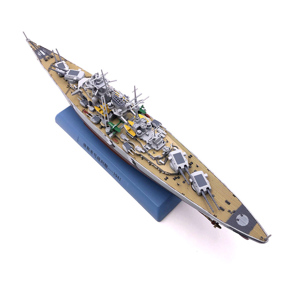 1/1000 scale diecast Bismarck battleship model