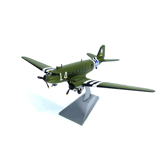 1/100 scale diecast C-47 military transport aircraft model